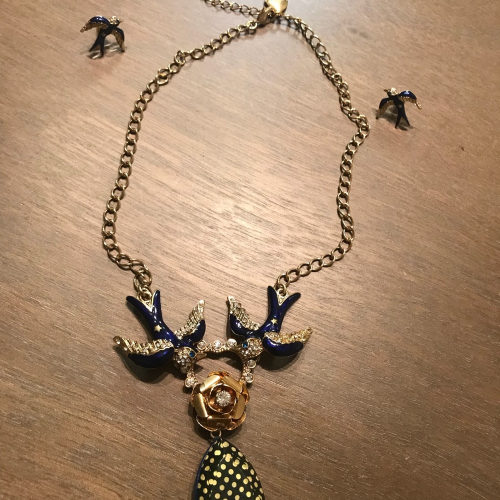 Necklace and earrings